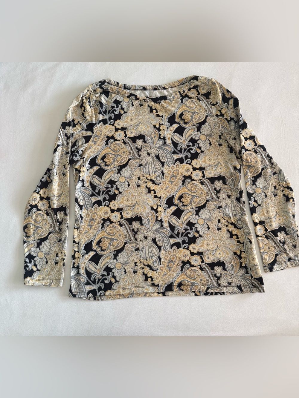 Talbots 3/4 sleeve paisley top size large. EUC.